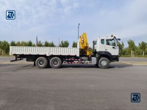 Как обслуживать гидравлическую систему крана HOWO?